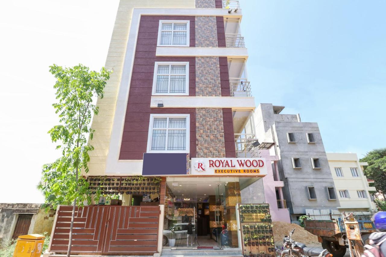 Oyo 36197 Royal Wood Hotel Bangalore Exterior foto