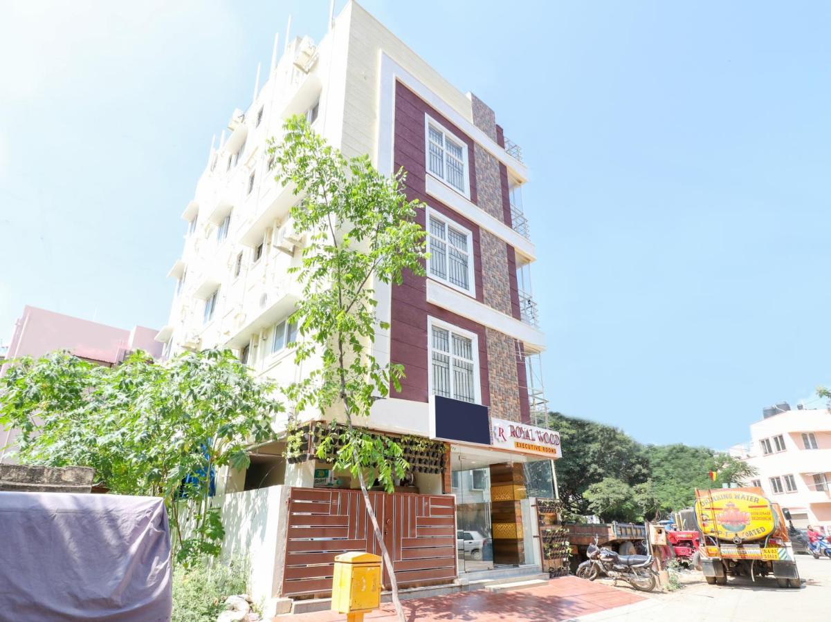 Oyo 36197 Royal Wood Hotel Bangalore Exterior foto
